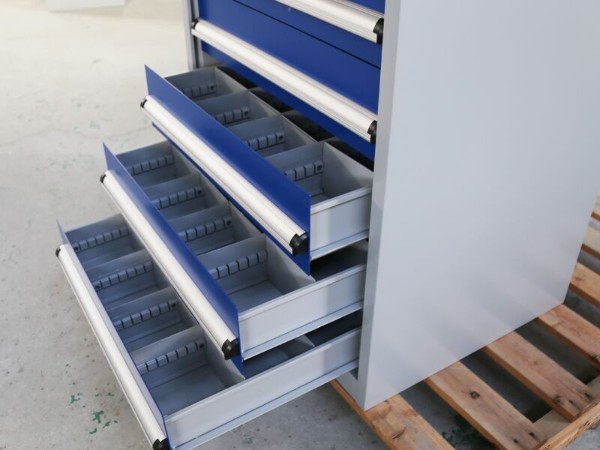 抽屜式工具柜的特點(diǎn)和優(yōu)勢