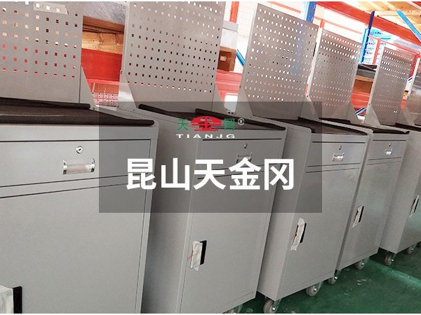 這個(gè)工具柜廠家為何選用冷軋鋼板制作柜子？