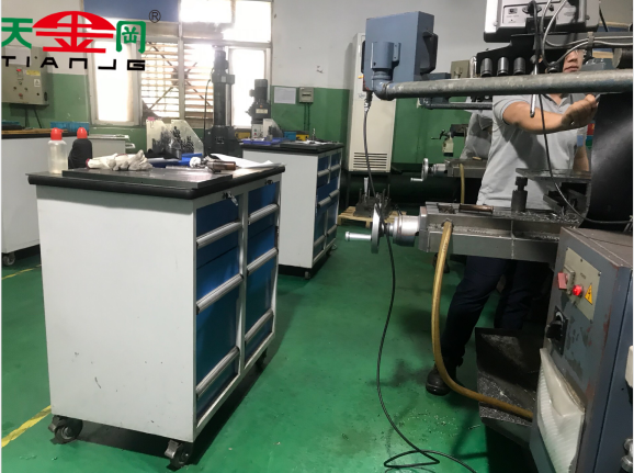 加工中心工具柜--天金岡客戶場(chǎng)景