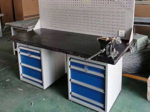 重型鉗工臺(tái)